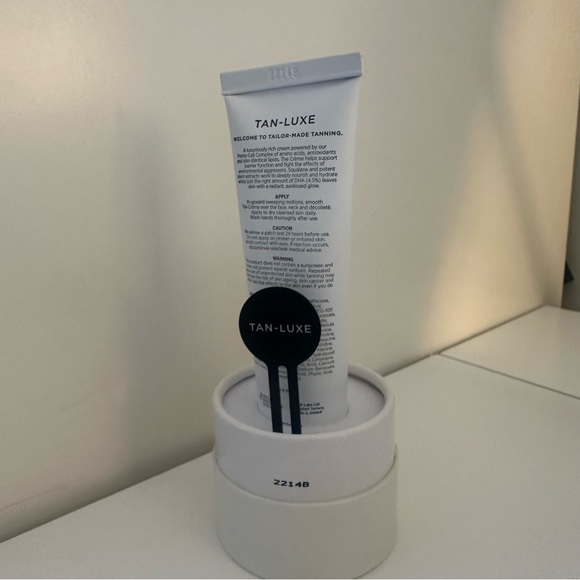 TAN-LUXE The Crème Gradual Self-Tanning Face Moisturizer - UNOPENED - Picture 4 of 6